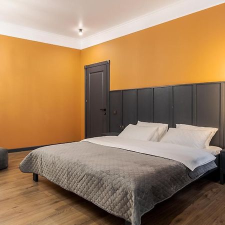 Modern Apartment לבוב מראה חיצוני תמונה