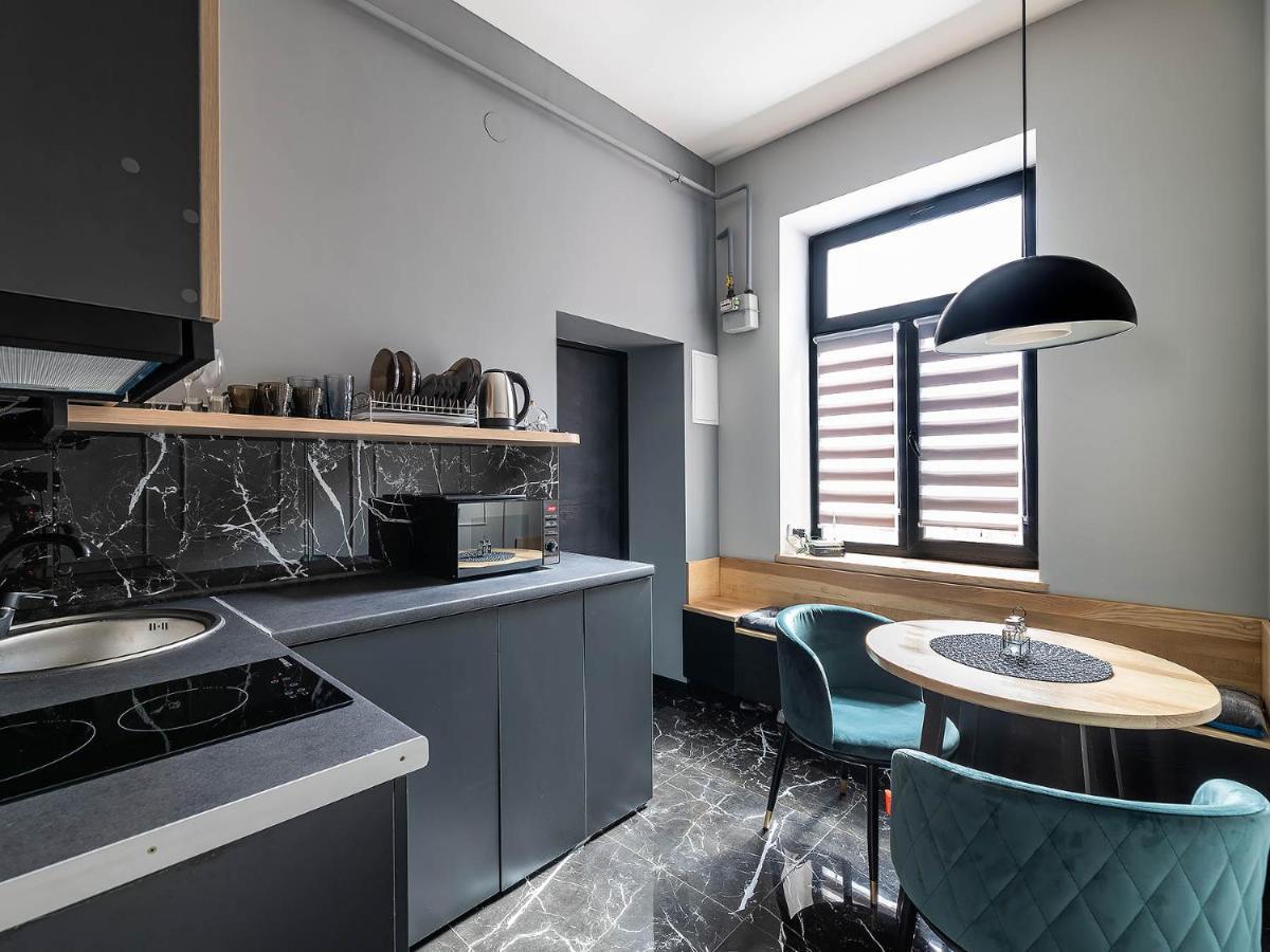 Modern Apartment לבוב מראה חיצוני תמונה