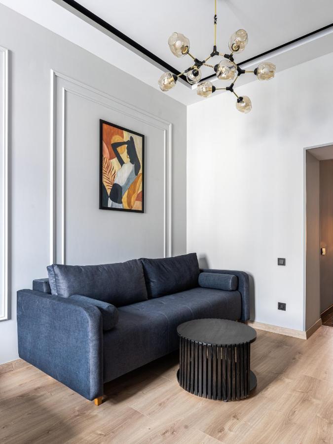 Modern Apartment לבוב מראה חיצוני תמונה