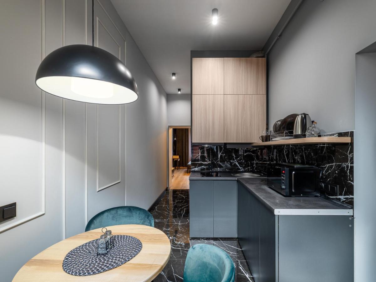 Modern Apartment לבוב מראה חיצוני תמונה